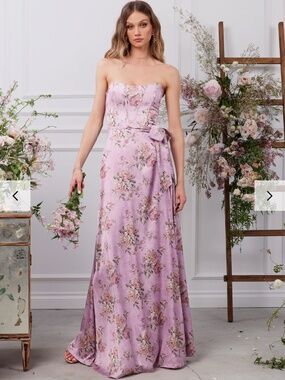 V.Chapman Cecilia Gown in lilac tapestry rose